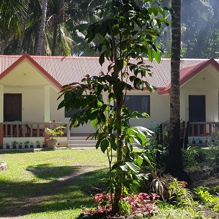 Sj Pabua Travellers Inn Mambajao Exteriér fotografie