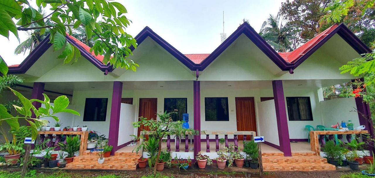 Sj Pabua Travellers Inn Mambajao Exteriér fotografie